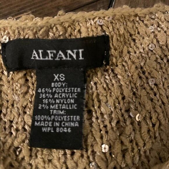 Alfani Gold Sequin Lightweight Pullover Sweater - Picture 7 of 7